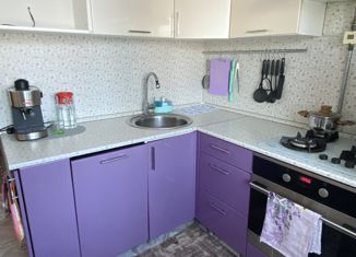 Продаю 2-ком. квартиру, 42.3 м2, Курган, проспект Конституции, 41, жилой район Энергетики