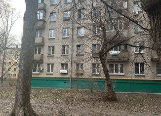 Двухкомнатная квартира на продажу, 43 м2, Москва, Онежская улица, 41