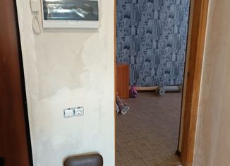 Продаю трехкомнатную квартиру, 69 м2, Ишимбай, Стахановская улица, 118