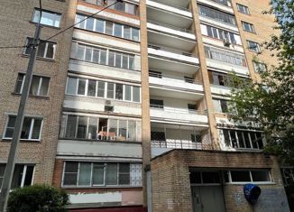 3-комнатная квартира на продажу, 70 м2, Лобня, улица Крупской, 22к1