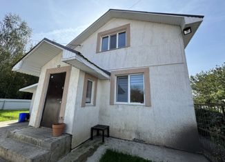 Сдам в аренду дом, 140 м2, деревня Карпово, Лучистая улица