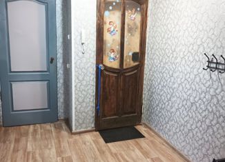 2-комнатная квартира на продажу, 54 м2, Челябинская область, улица Есенина, 2