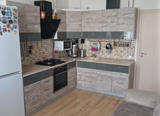 Продаю 1-ком. квартиру, 40 м2, Домодедово, улица Мечты, 4к2