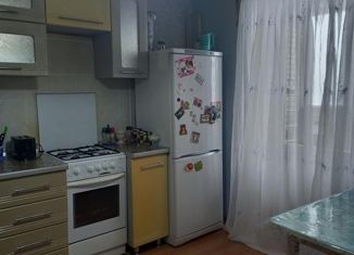 Продается 2-комнатная квартира, 60.8 м2, посёлок Ува, улица Карла Маркса, 33