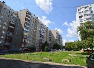 Продается 4-ком. квартира, 71.1 м2, Барнаул, улица Антона Петрова, 233, Индустриальный район