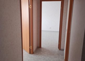 Продам 3-комнатную квартиру, 72.5 м2, Карпинск, проезд Нахимова, 15А
