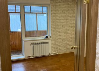 Продается четырехкомнатная квартира, 79.5 м2, Дальнегорск, Набережная улица, 8