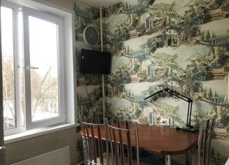 Продается трехкомнатная квартира, 53 м2, Москва, улица 50 лет Октября, 5к3, метро Говорово