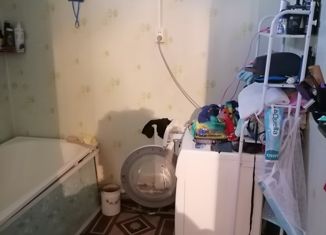 Продам дом, 81.2 м2, поселок городского типа Шимск, Школьная улица, 17