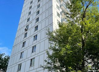 Продам 2-ком. квартиру, 38 м2, Москва, 2-я улица Синичкина, 26, район Лефортово