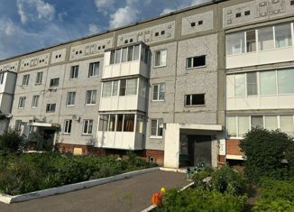 Продажа двухкомнатной квартиры, 51.1 м2, рабочий посёлок Кормиловка, улица Ленина