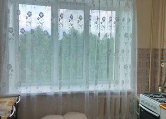 Сдаю в аренду 1-ком. квартиру, 36 м2, Йошкар-Ола, Советская улица, 173