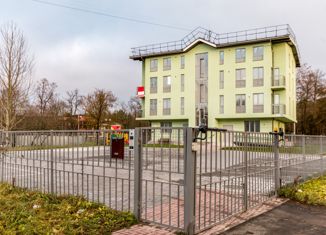 2-комнатная квартира на продажу, 73 м2, Петергоф, улица Аврова, 41