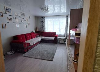 Продажа 4-комнатной квартиры, 76.4 м2, поселок городского типа Первомайский, Строительная улица, 14