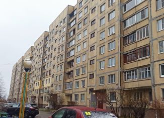 Продам 2-комнатную квартиру, 50 м2, Шлиссельбург, улица Малоневский Канал, 18
