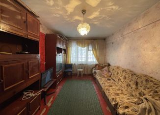 Продается трехкомнатная квартира, 58.3 м2, Свирск, улица Тимирязева, 3
