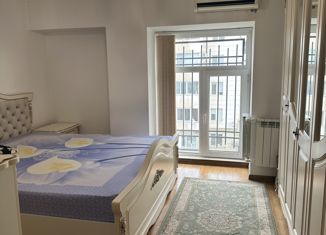Продаю двухкомнатную квартиру, 62 м2, Грозный, проспект Ахмат-Хаджи Абдулхамидовича Кадырова, 59