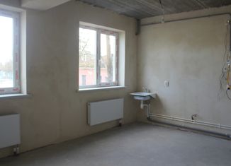 Продам 2-комнатную квартиру, 58.5 м2, Коммунар, улица Куралёва, 13