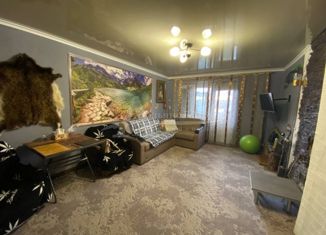 Двухкомнатная квартира на продажу, 43.3 м2, Минеральные Воды, улица Ленина, 71