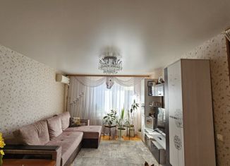 Продается трехкомнатная квартира, 54 м2, Ижевск, улица имени Татьяны Барамзиной, 48, Устиновский район