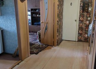 Продается 3-комнатная квартира, 61.1 м2, деревня Карпова, Молодёжная улица, 6