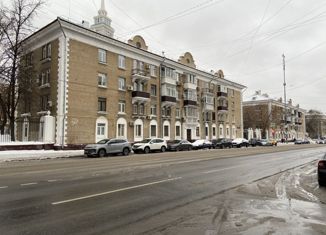Продается трехкомнатная квартира, 63 м2, Москва, Новопесчаная улица, 5, район Сокол