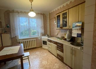 Продается трехкомнатная квартира, 63 м2, Симферополь, улица имени Мате Залки, 7К, Киевский район