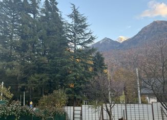 Продам участок, 11 сот., посёлок городского типа Красная Поляна, улица Защитников Кавказа, 33