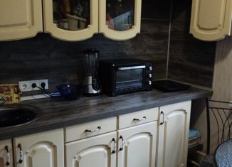 Продажа трехкомнатной квартиры, 64 м2, Москва, улица Декабристов, 29, улица Декабристов