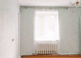 Продается 2-комнатная квартира, 39.6 м2, Нязепетровск, Советская улица, 10