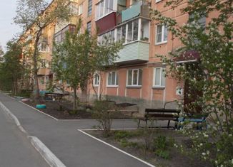 Продажа 3-комнатной квартиры, 62.9 м2, Шадринск, улица Свердлова, 33