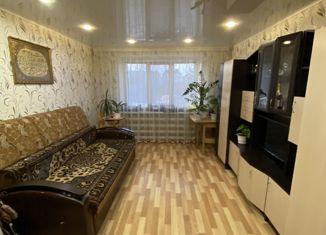 Продается 2-ком. квартира, 50 м2, Менделеевск, улица Тукая, 10