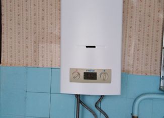 Продаю 2-комнатную квартиру, 42 м2, Камышин, проезд Феоктистова, 13