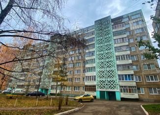 Продается четырехкомнатная квартира, 64 м2, Рузаевка, Школьный бульвар, 2А