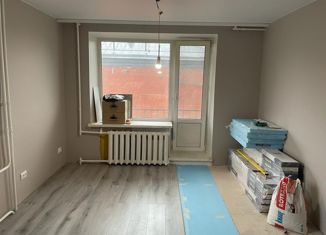 Продаю 1-комнатную квартиру, 30.7 м2, Кронштадт, улица Комсомола, 1