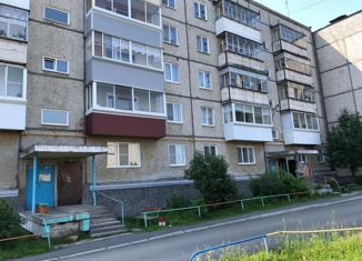 Продаю 2-комнатную квартиру, 52.7 м2, поселок городского типа Горноуральский, посёлок городского типа Горноуральский, 30