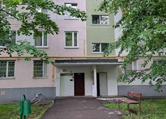 Продам однокомнатную квартиру, 33 м2, Москва, Дубнинская улица, 8к1, станция Дегунино