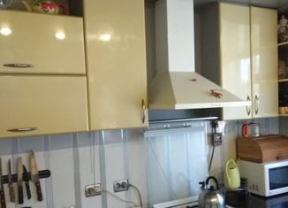 Продаю 4-комнатную квартиру, 104 м2, Ейск, улица Калинина, 290
