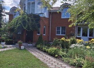 Дом на продажу, 300 м2, село Глухие Поляны, улица Лобачевского