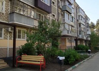 Продажа 3-ком. квартиры, 61 м2, Краснодарский край, улица Атарбекова, 11