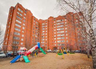 Продам 4-ком. квартиру, 120.2 м2, Мытищи, Юбилейная улица, 39к2