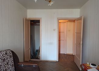 Продаю 3-комнатную квартиру, 56 м2, Санкт-Петербург, улица Возрождения, 11, улица Возрождения