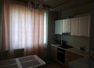 Продаю 3-комнатную квартиру, 59 м2, Урай, микрорайон 2А, 43/3