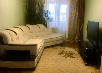 Продам трехкомнатную квартиру, 64 м2, Радужный, 9-й микрорайон, 46