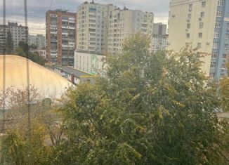 Продам 2-ком. квартиру, 49.1 м2, Самара, улица Осипенко, 136, метро Московская