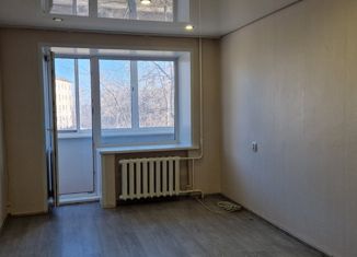 Продается 1-комнатная квартира, 30.4 м2, Краснокамск, улица Калинина, 8