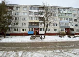 Двухкомнатная квартира на продажу, 52.9 м2, посёлок городского типа Редкино, улица Фадеева, 4