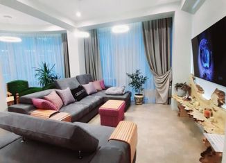 Продажа двухкомнатной квартиры, 86 м2, Евпатория, улица Полупанова, 27А