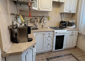 Продаю 3-ком. квартиру, 60 м2, Москва, бульвар Яна Райниса, 2к1, бульвар Яна Райниса