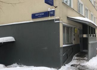 Трехкомнатная квартира на продажу, 55 м2, Москва, улица Обручева, 16к2, исторический район Беляево